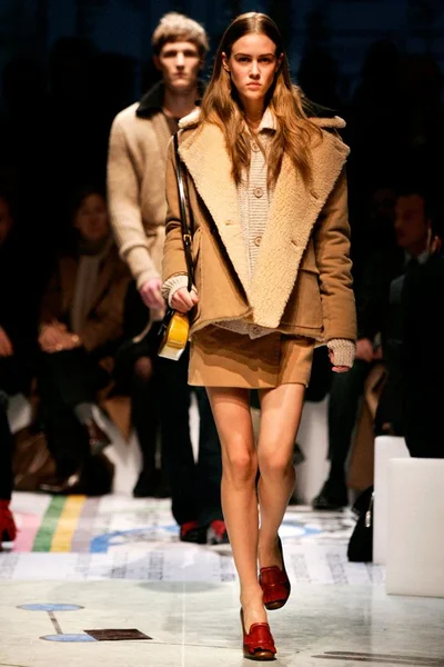 Look 2